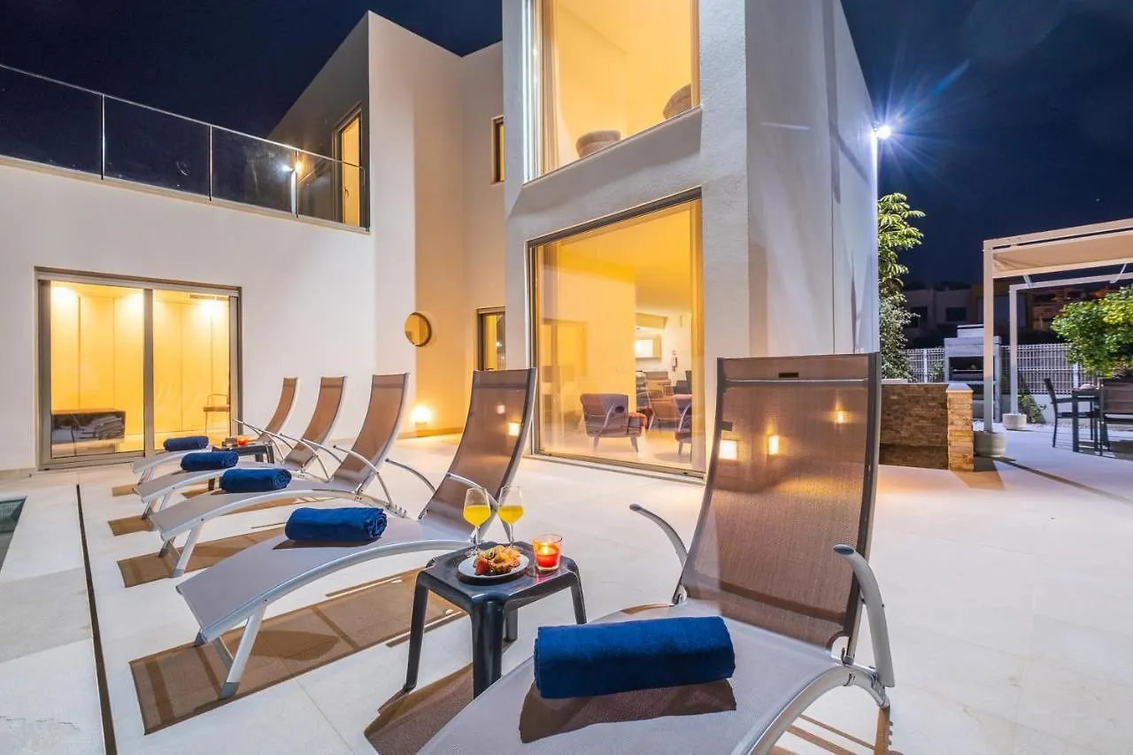Villa Laura By Algarve Vacation Albufeira