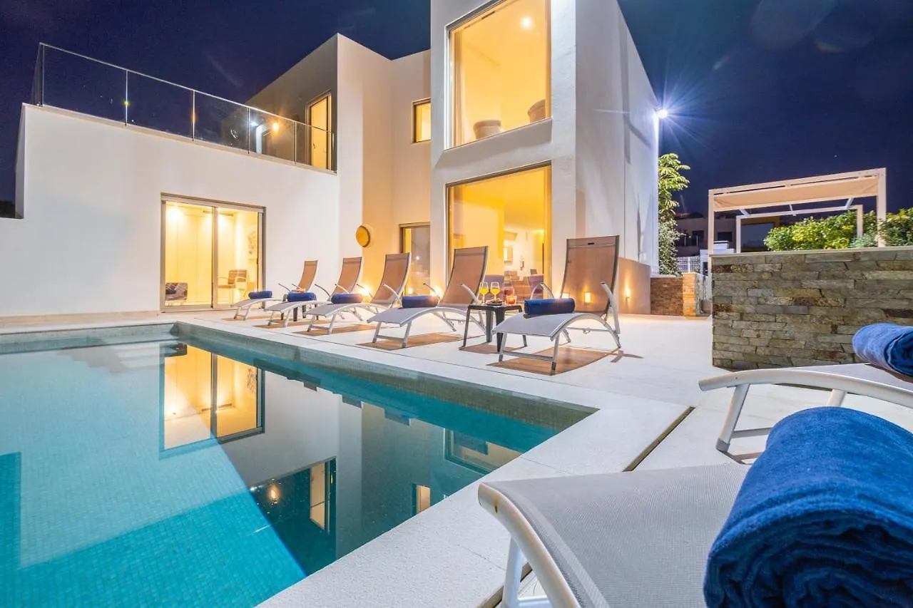 Villa Laura By Algarve Vacation Albufeira